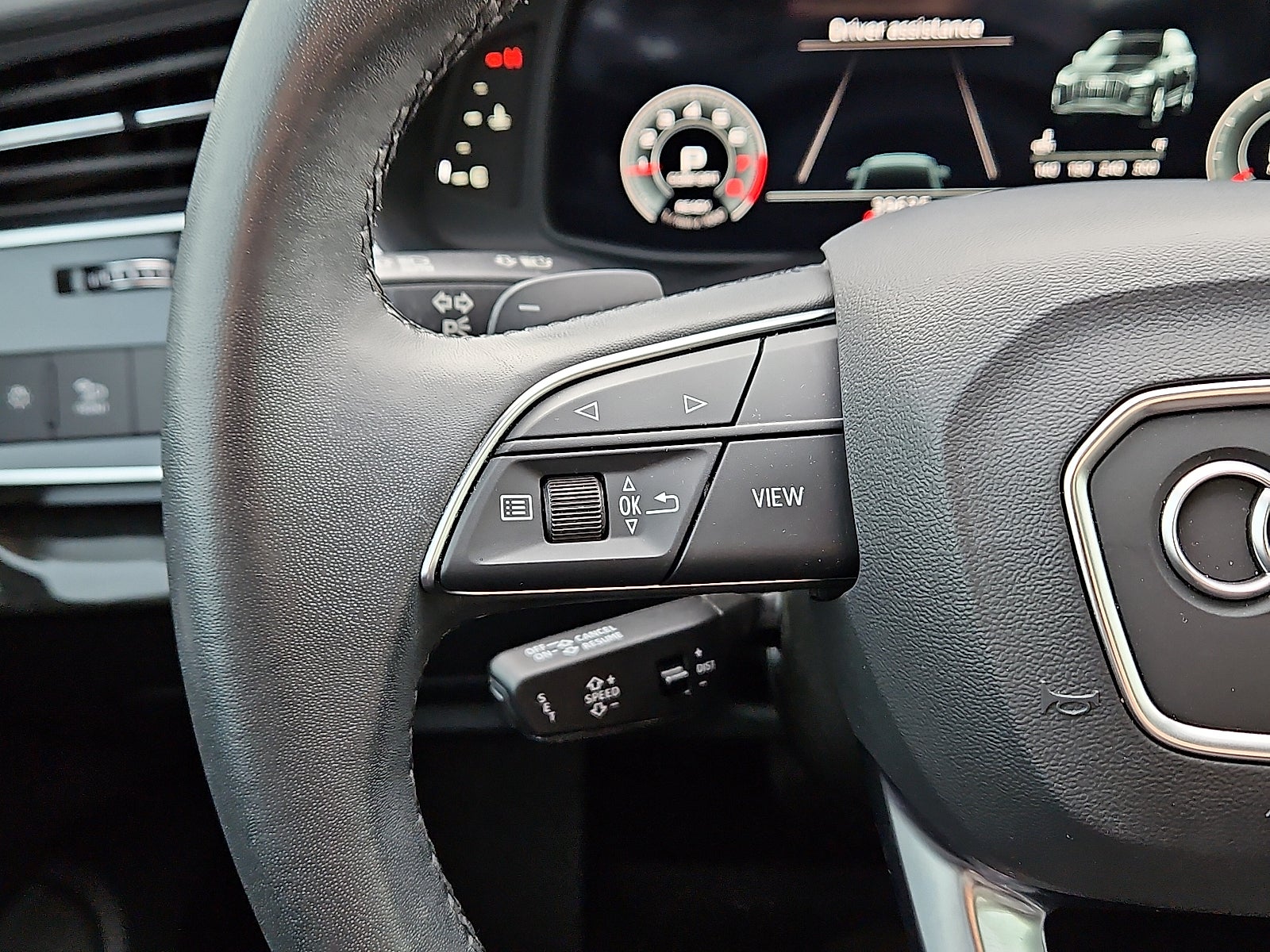 2023 Audi Q7 45 Premium Plus quattro