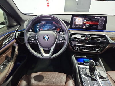 2023 BMW 530 i xDrive