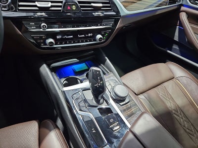 2023 BMW 530 i xDrive