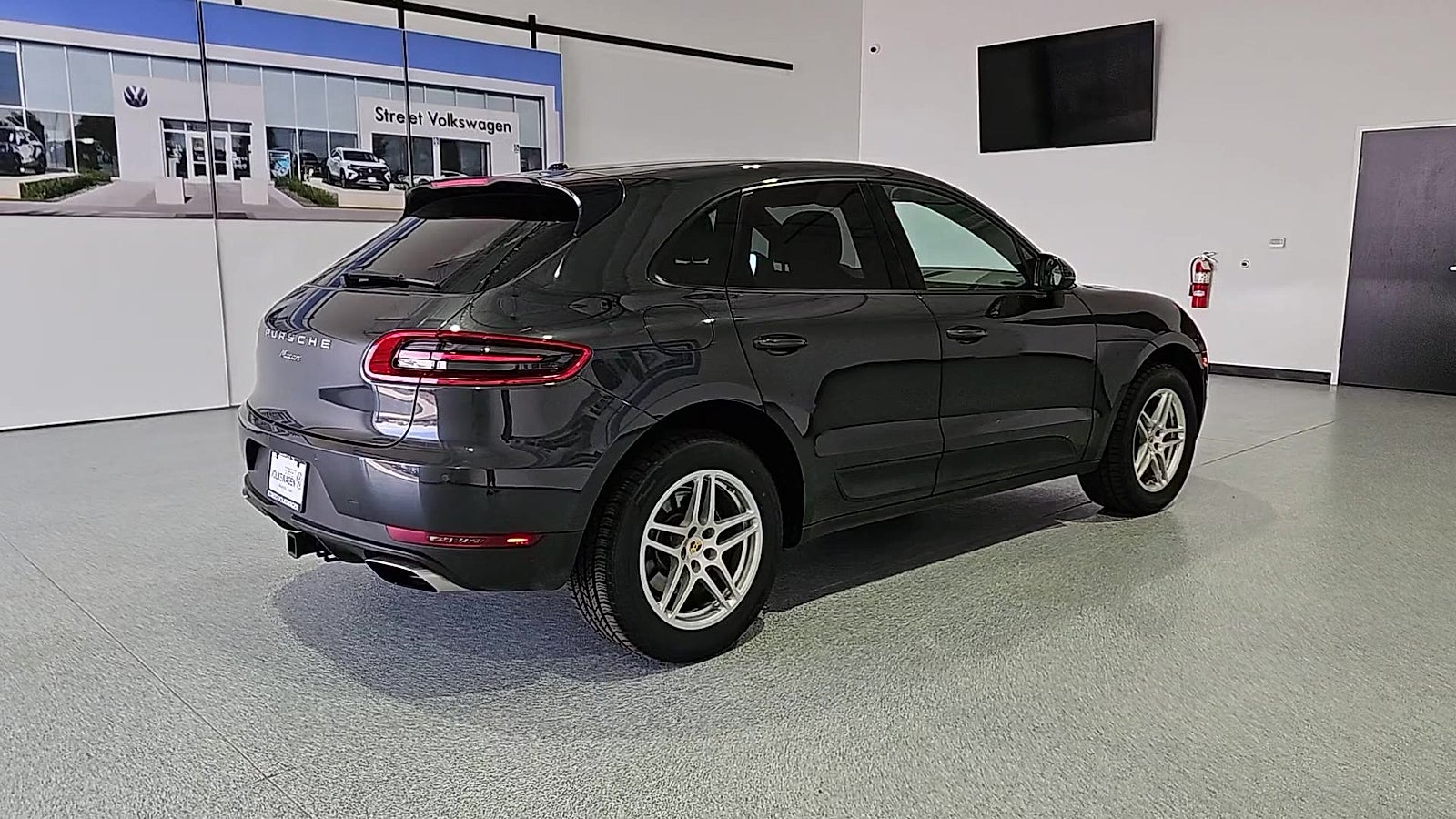2018 Porsche Macan AWD