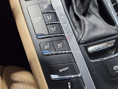 2019 Porsche Macan S