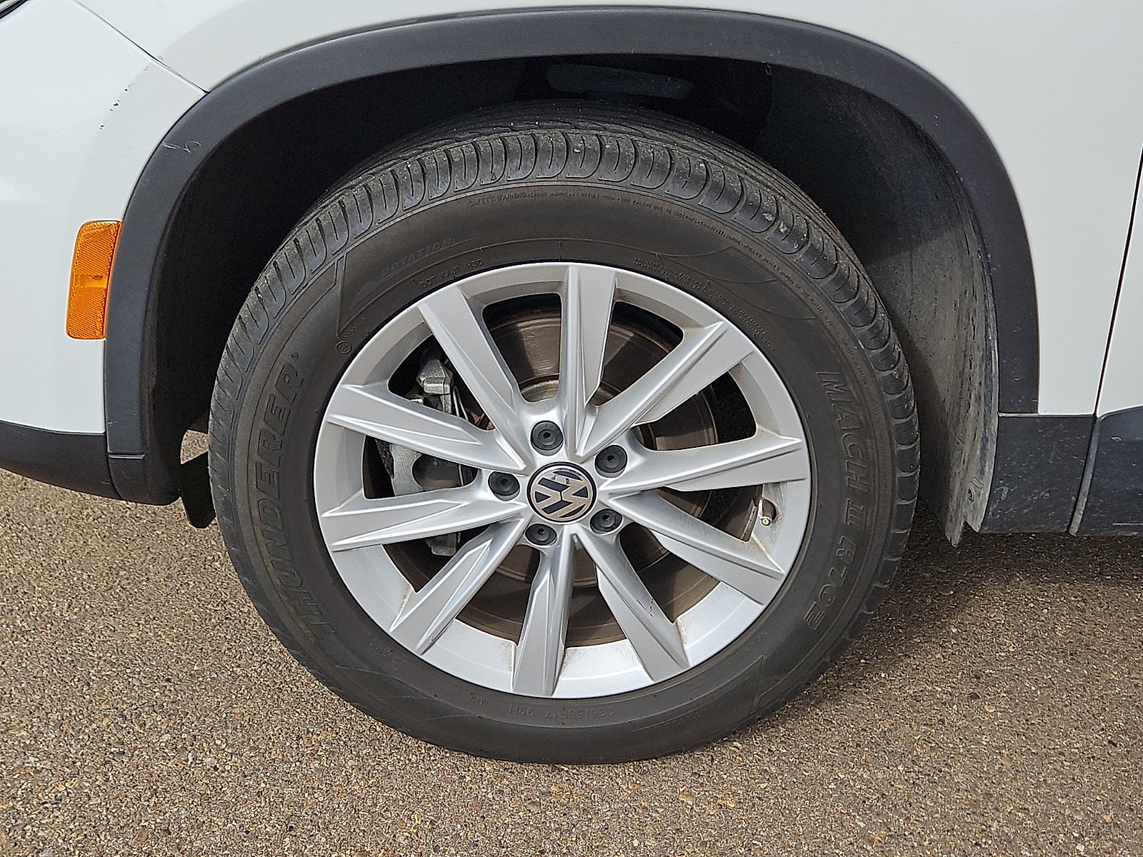 2017 Volkswagen Tiguan Base