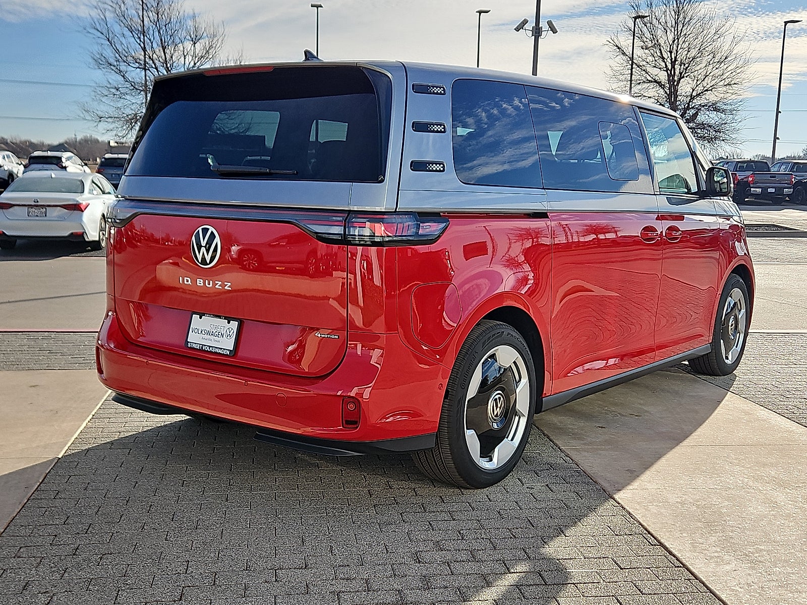 2025 Volkswagen ID. Buzz Pro S Plus