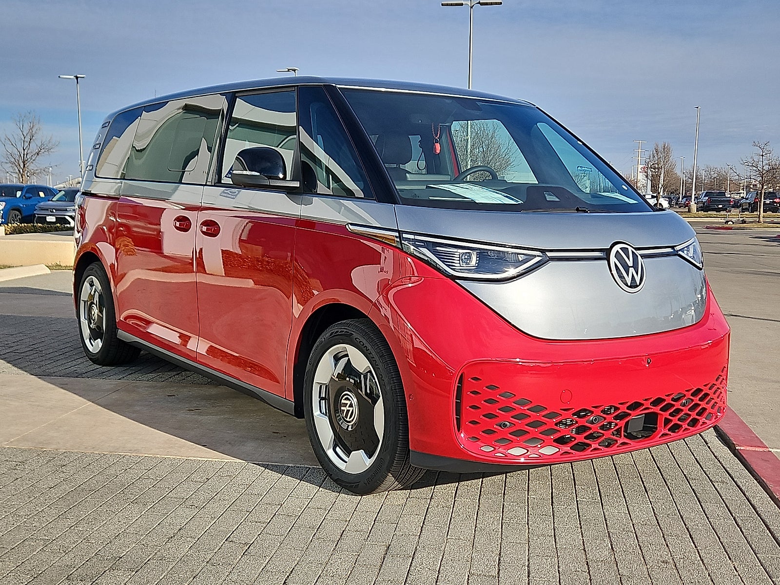 2025 Volkswagen ID. Buzz Pro S Plus