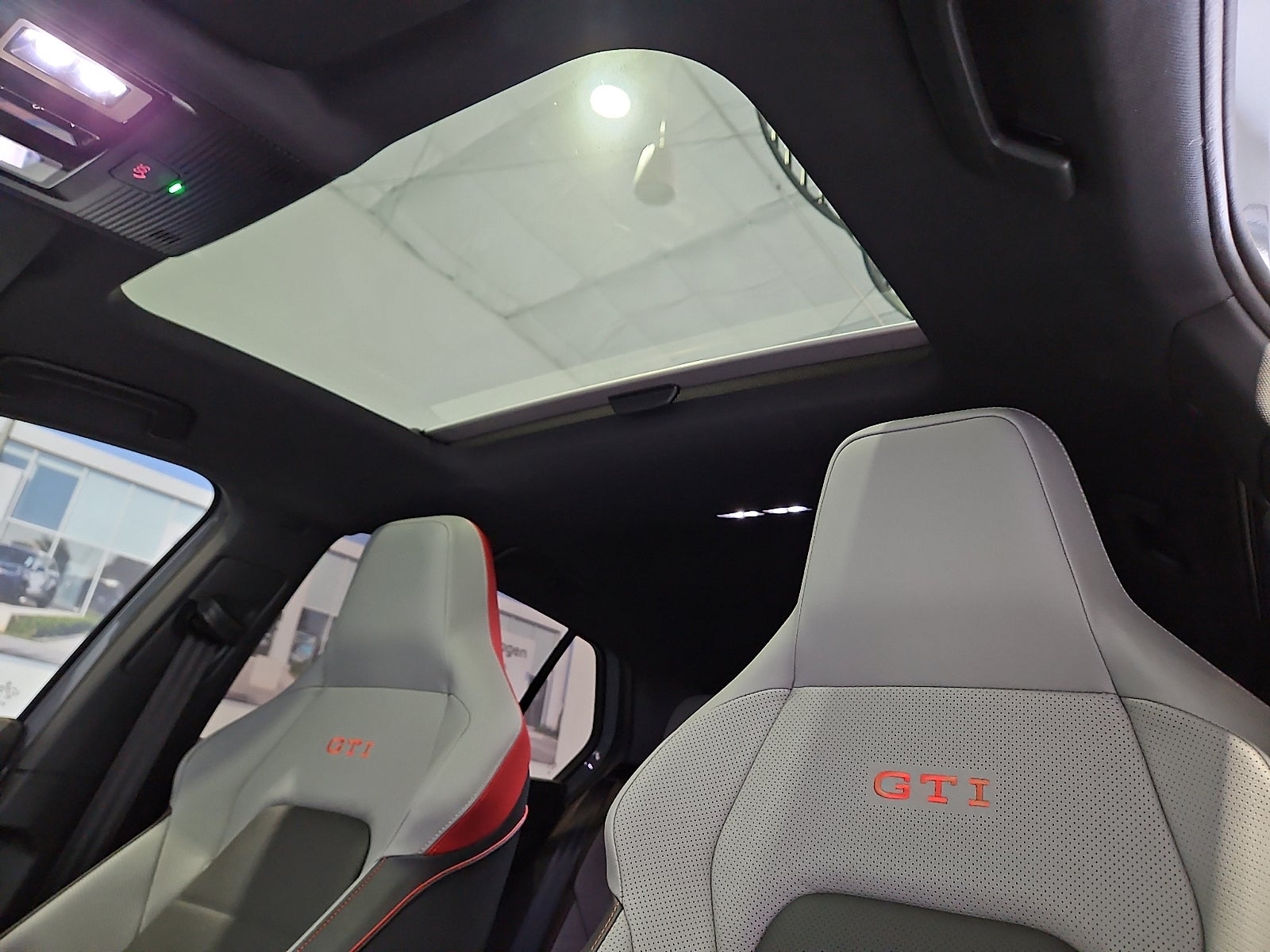 2026 Volkswagen Golf GTI SE