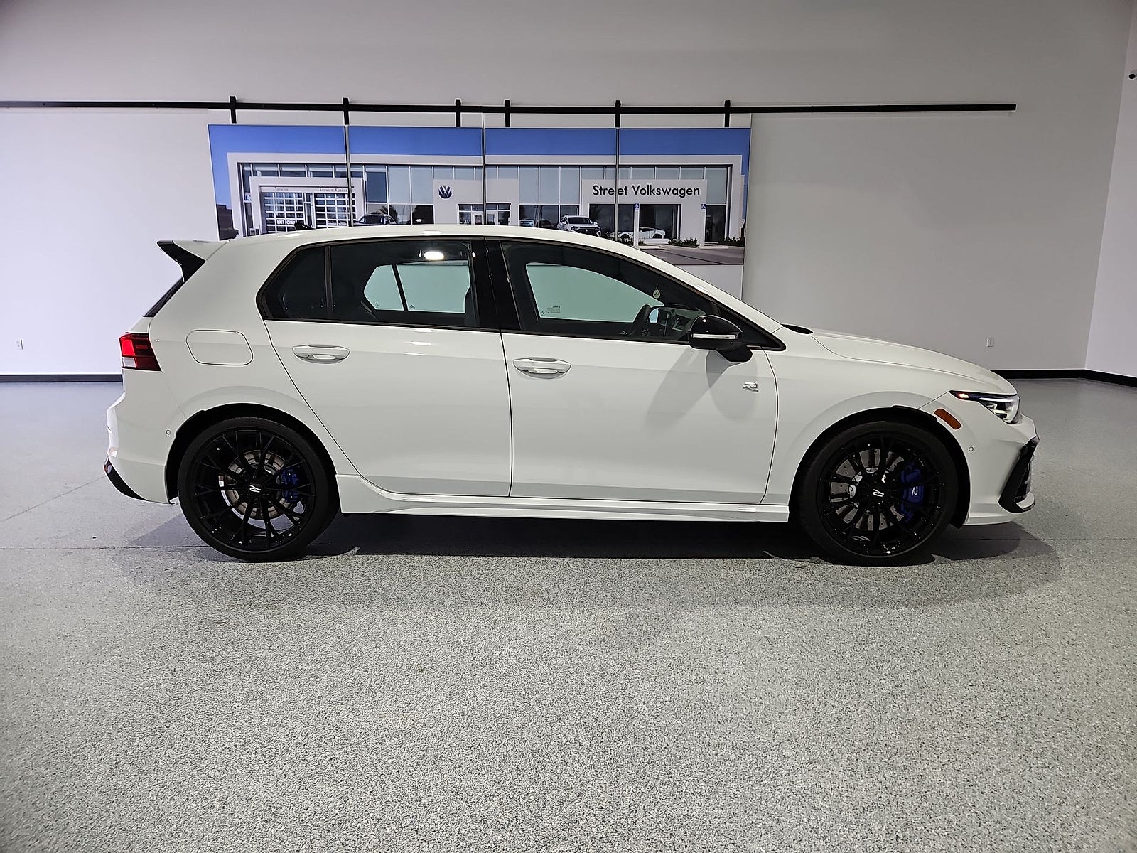2026 Volkswagen Golf R 2.0T