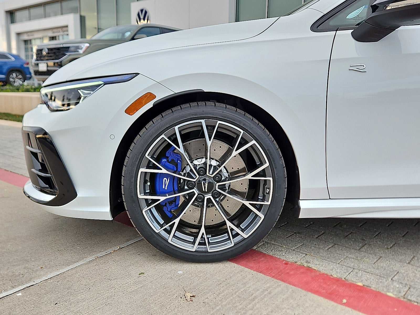 2026 Volkswagen Golf R 2.0T