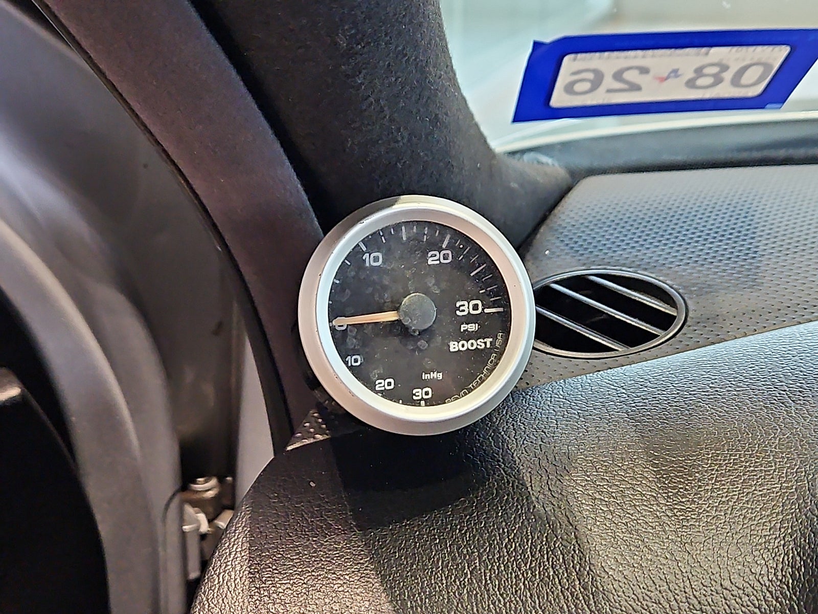 2004 Volkswagen R32 Base