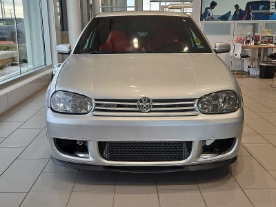 2004 Volkswagen R32 Base