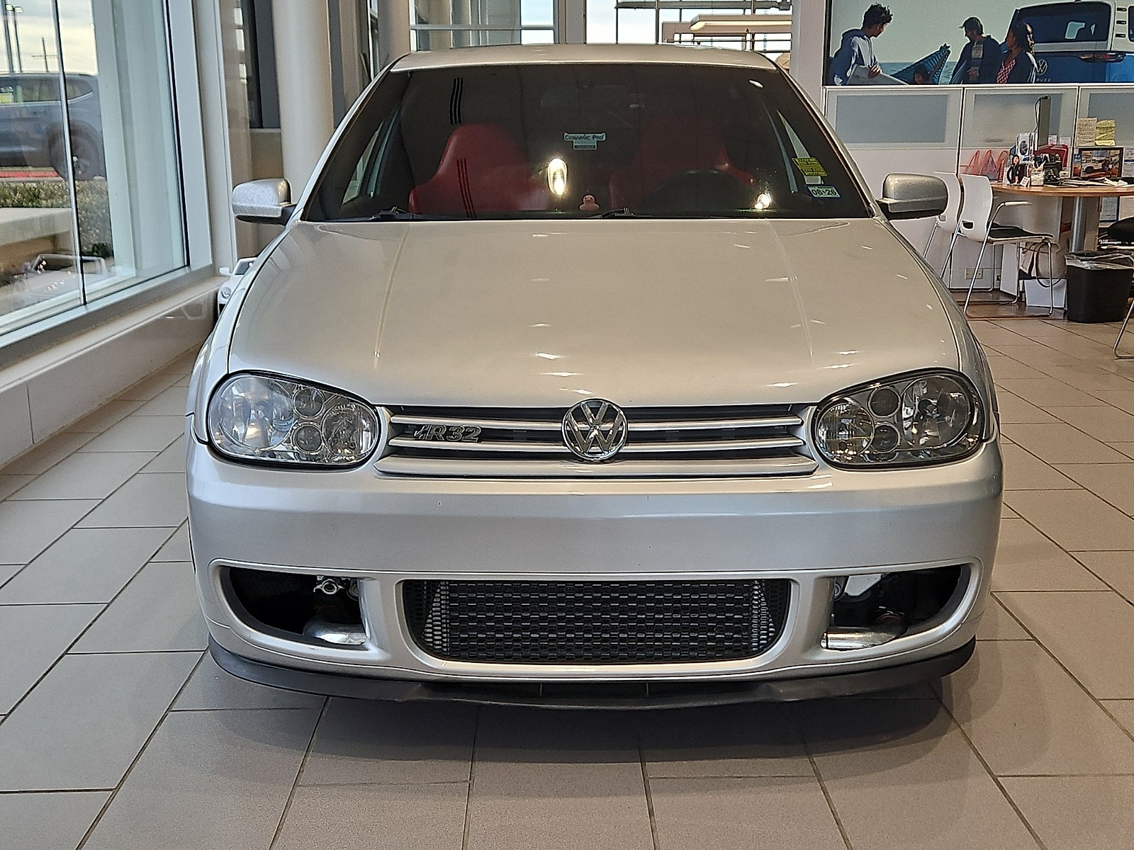 2004 Volkswagen R32 Base