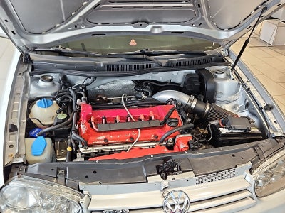 2004 Volkswagen R32 Base