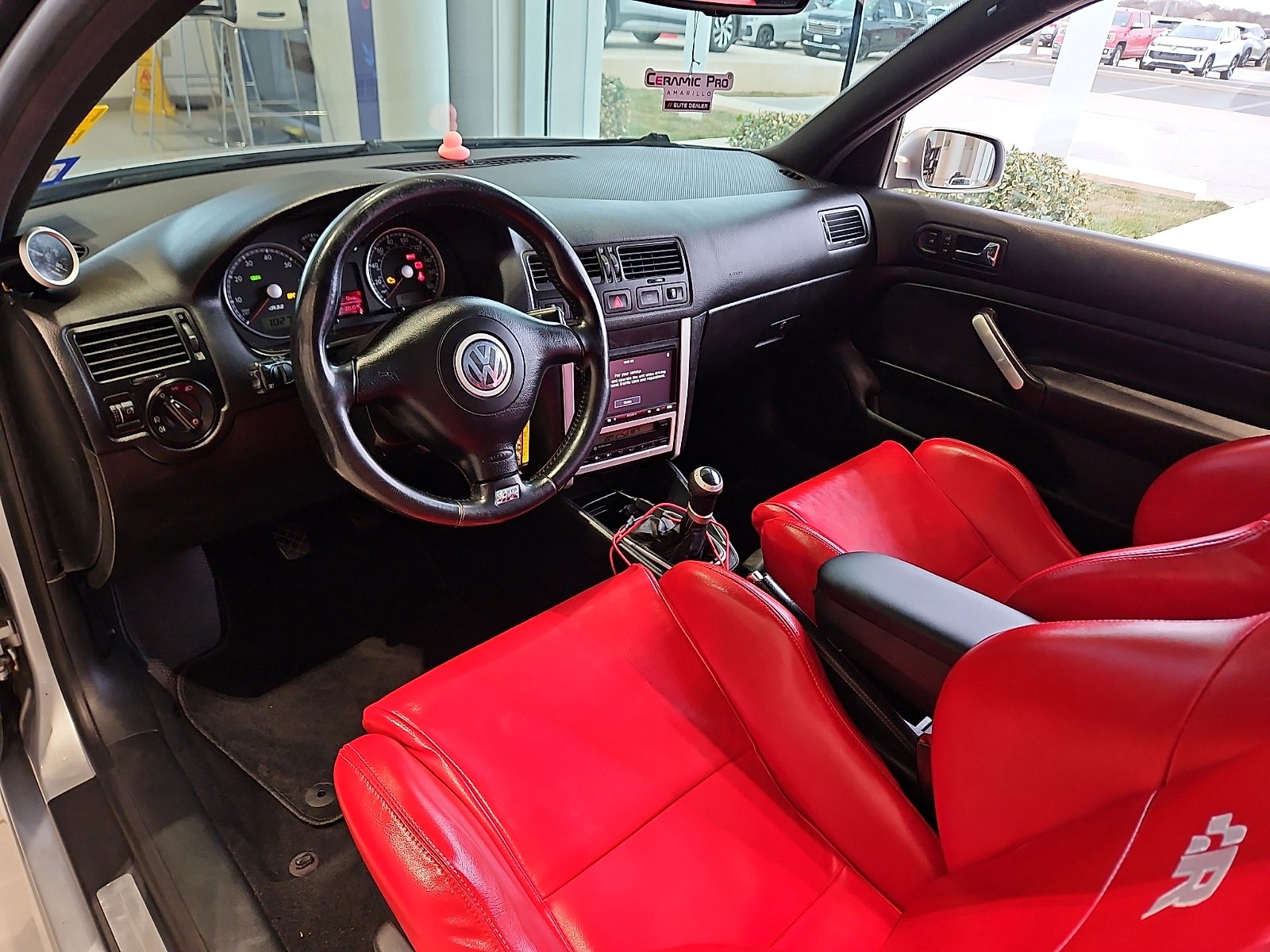 2004 Volkswagen R32 Base