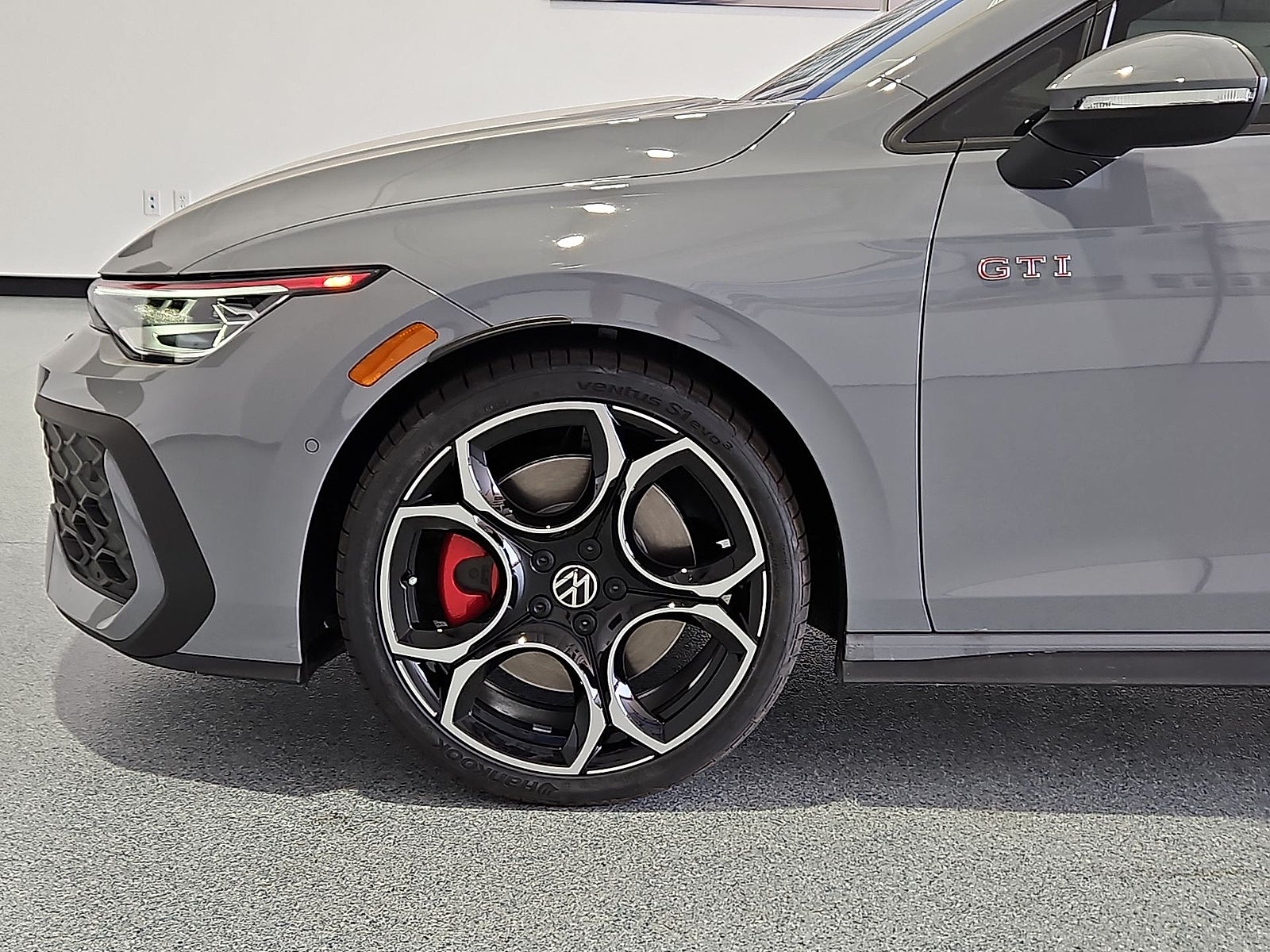 2026 Volkswagen Golf GTI Autobahn