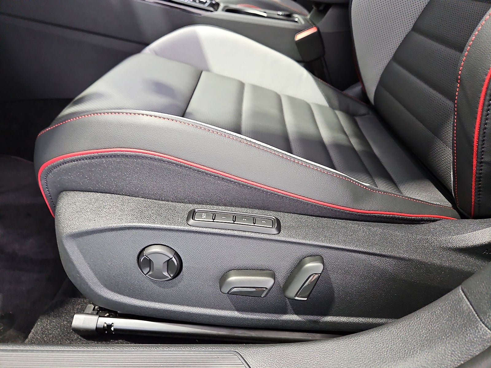 2026 Volkswagen Golf GTI Autobahn