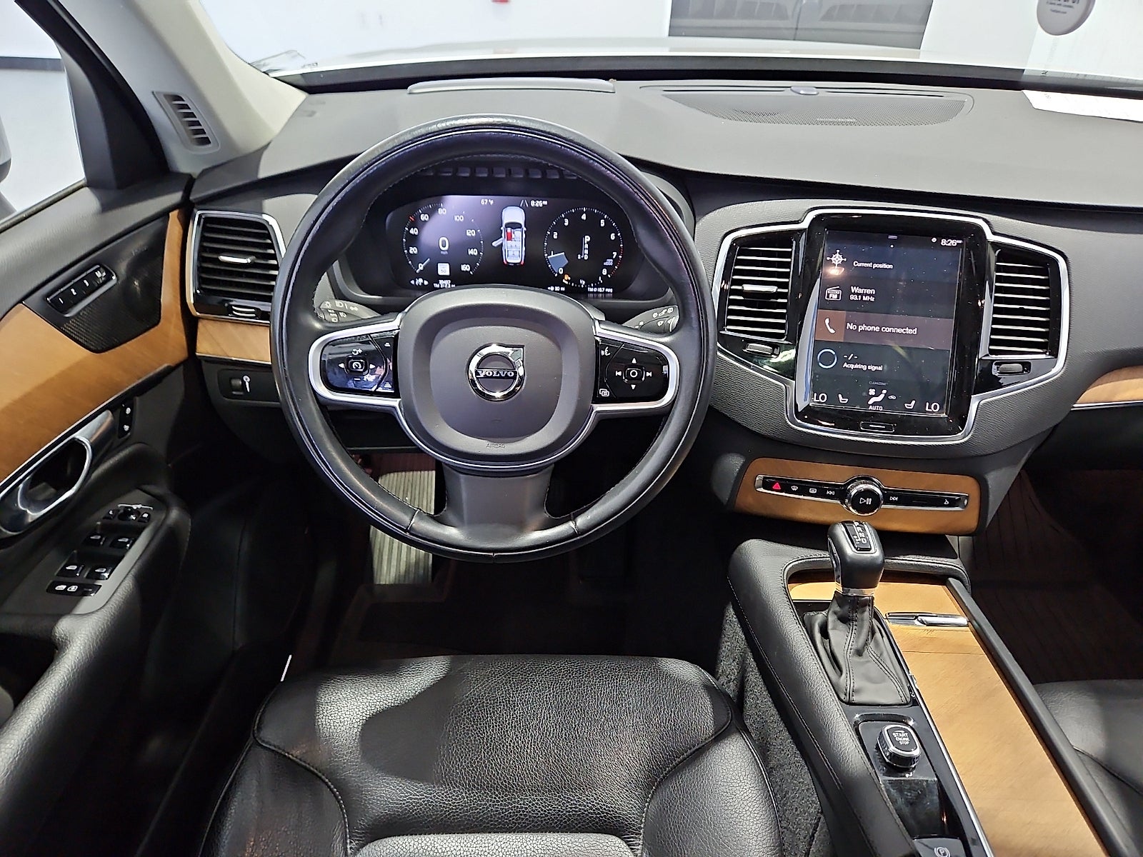 2022 Volvo XC90 T6 Momentum 7 Passenger