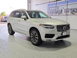 2022 Volvo XC90 T6 Momentum 7 Passenger